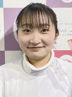 奨学生に選ばれた吉野さん | 東京の美容学校で美容師のプロを目指す｜マリールイズ美容専門学校